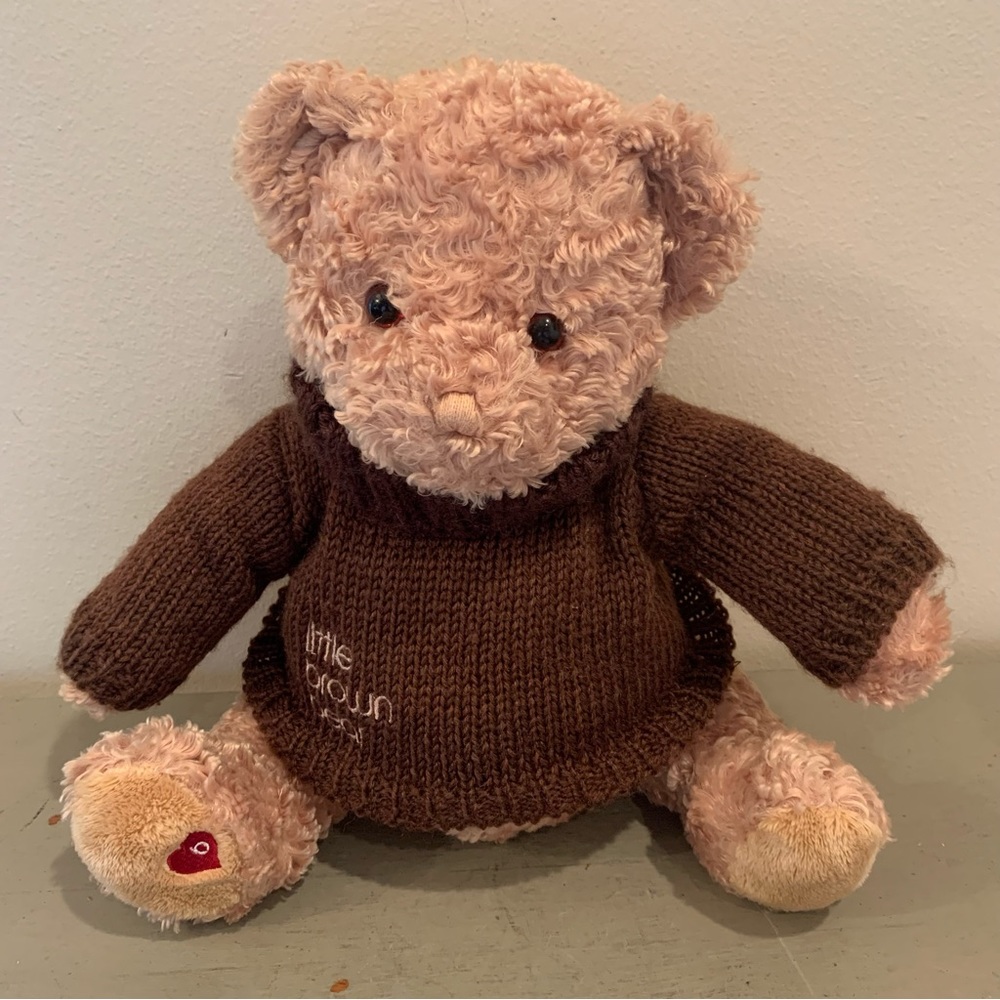 Gund Bloomingdale’s Little Brown Plush Bear In Sweater